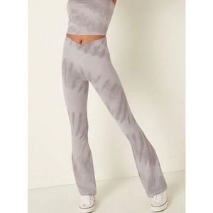 Victoria's Secret PINK Crossover Flare Leggings